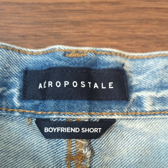 Aeropostale Boyfriend Patchwork Short Light Wash Denim- Size 4- Rainbow Love - Picture 2 of 7